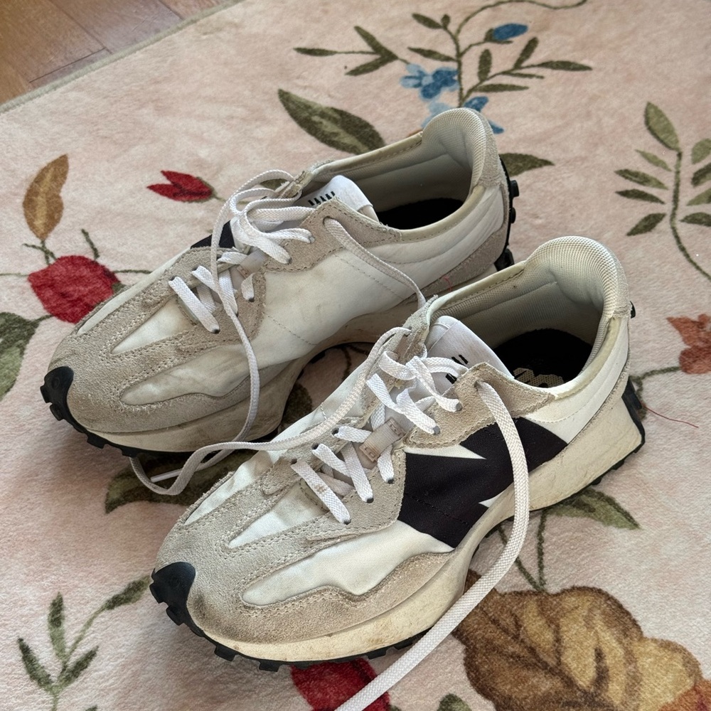 New balance sneakers 327
